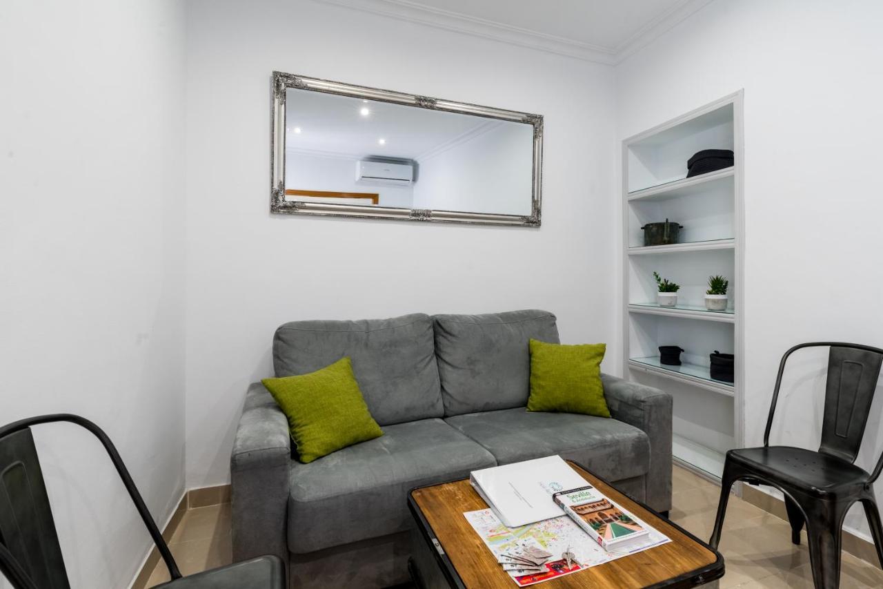 Apartament Holi-Rent Salado Sewilla Zewnętrze zdjęcie