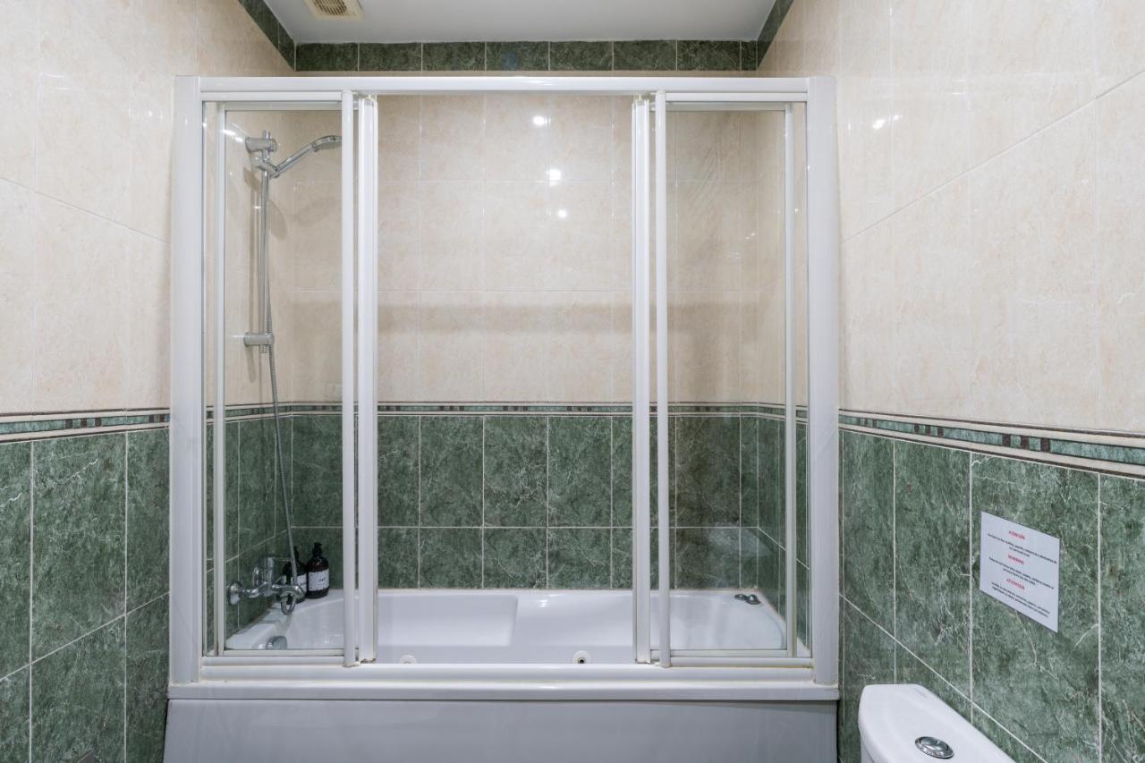 Apartament Holi-Rent Salado Sewilla Zewnętrze zdjęcie