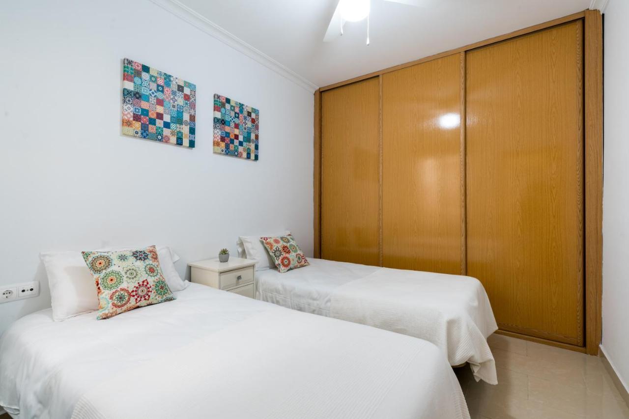 Apartament Holi-Rent Salado Sewilla Zewnętrze zdjęcie