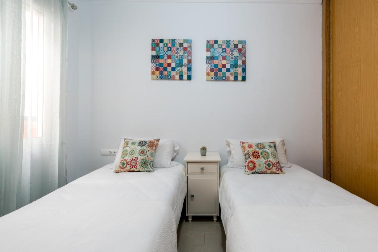 Apartament Holi-Rent Salado Sewilla Zewnętrze zdjęcie