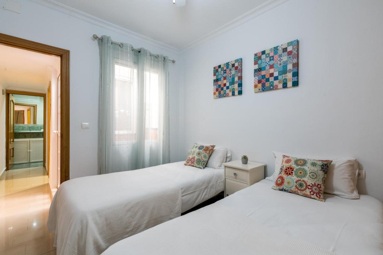 Apartament Holi-Rent Salado Sewilla Zewnętrze zdjęcie